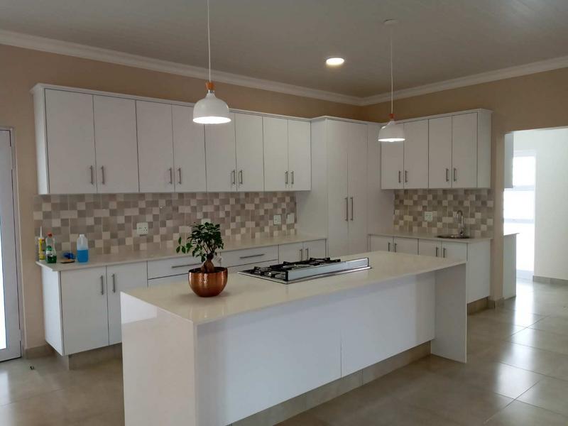 4 Bedroom Property for Sale in Menkenkop Western Cape